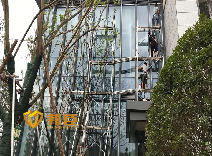 揚(yáng)中恒大玉泉四季隔熱膜